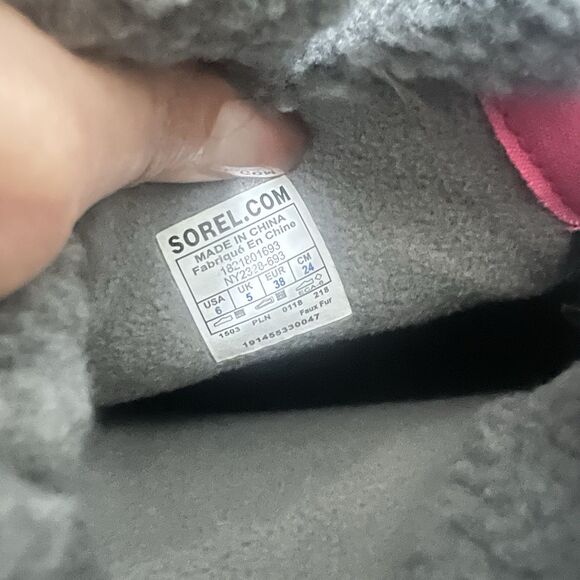 Sorel Youth Whitney Carnival Snow Boot Size 6 Pink Gray Winter Ski Outdoor Fur